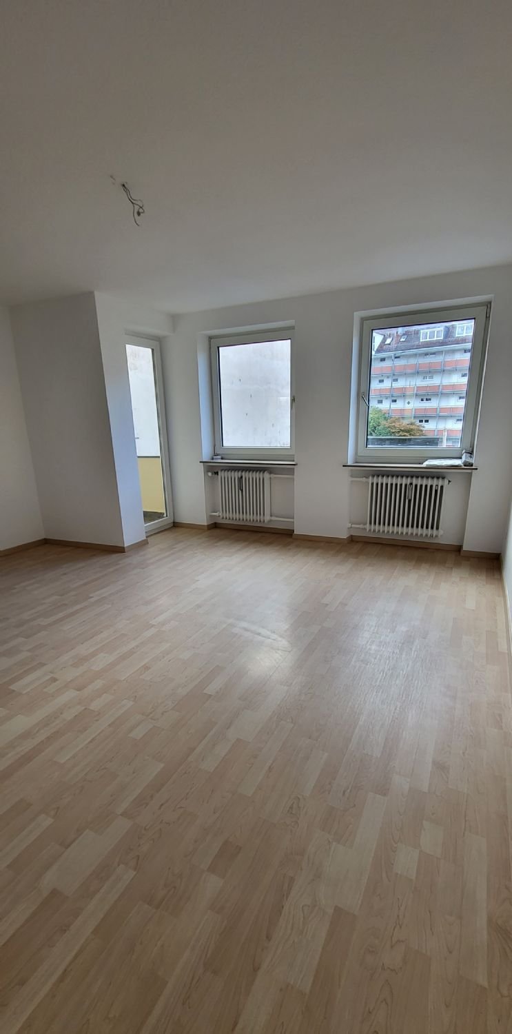 Wohnung zur Miete 650 € 3 Zimmer 64 m²<br/>Wohnfläche 1.<br/>Geschoss ab sofort<br/>Verfügbarkeit Sulzbacher Str. 76 Veilhof Nürnberg 90489