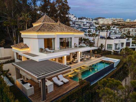 Haus zum Kauf 7.395.000 € 771 m² 1.009 m² Grundstück Benahavís 29679