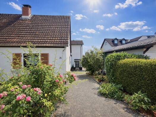 Einfamilienhaus zum Kauf 660.450 € 8 Zimmer 166 m² 1.018 m² Grundstück Dotzheim Dotzheim 65201