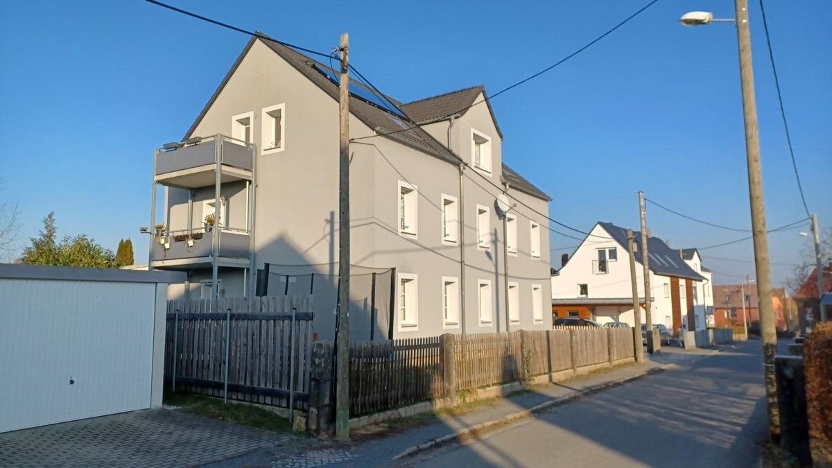 Mehrfamilienhaus zum Kauf 398.500 € 9 Zimmer 246,4 m²<br/>Wohnfläche 472 m²<br/>Grundstück Heidenau 01809