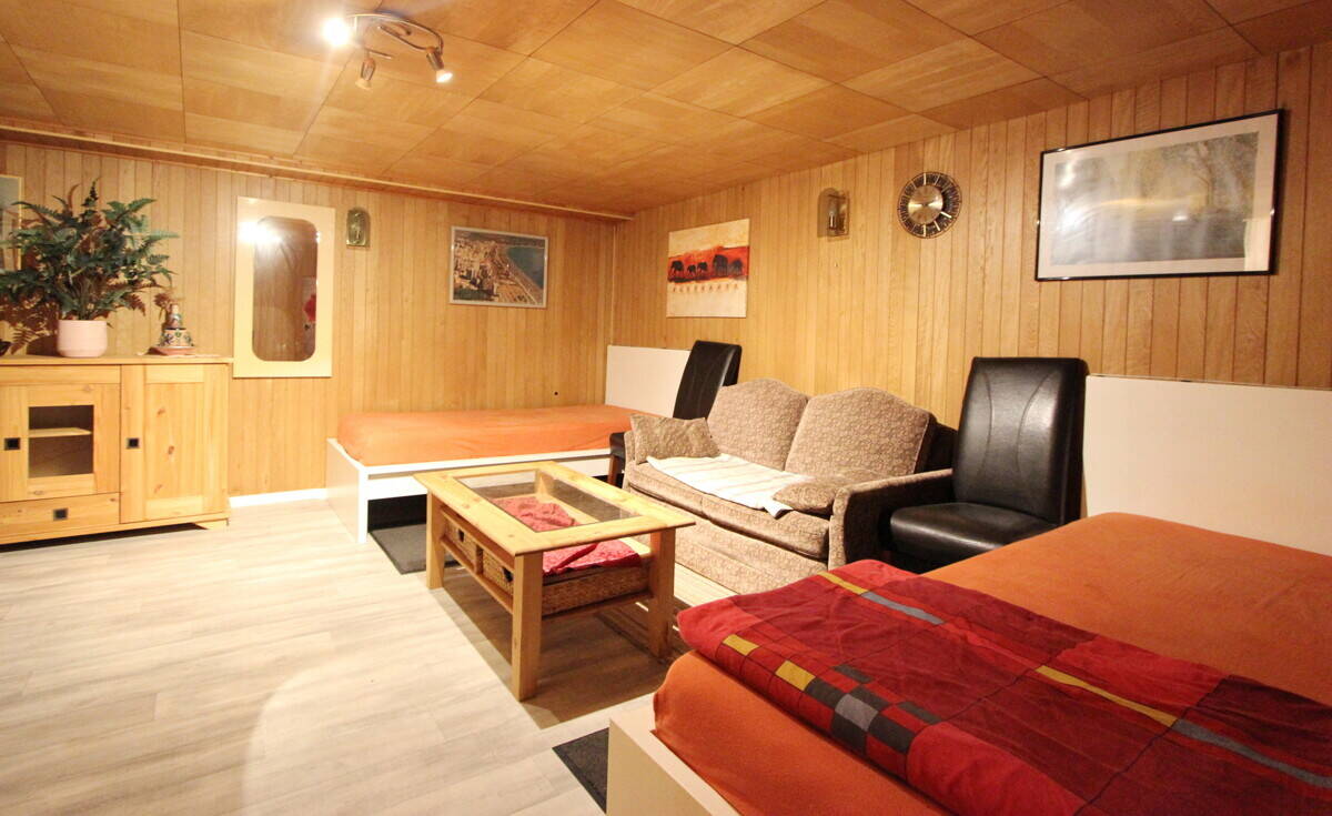 Property thumbnail 25