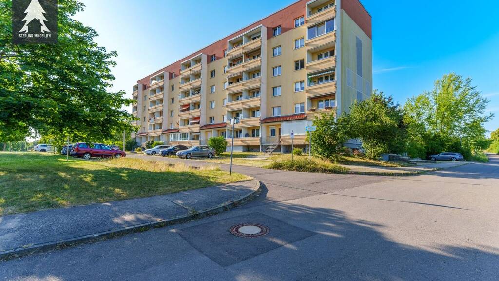 Wohnung zum Kauf 64.000 € 3 Zimmer 62,5 m² 6. Geschoss Helmut-Welz-Straße 31 Aschersleben 06449