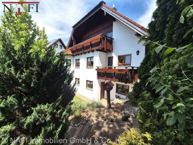 Einfamilienhaus zum Kauf 6,5 Zimmer 240 m² 875 m² Grundstück Oberweissach Weissach 71554