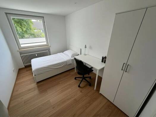 WG-Zimmer zur Miete 550 € 12 m² Geschoss 3/4 frei ab 01.08.2026 Riensberg Ost 28213