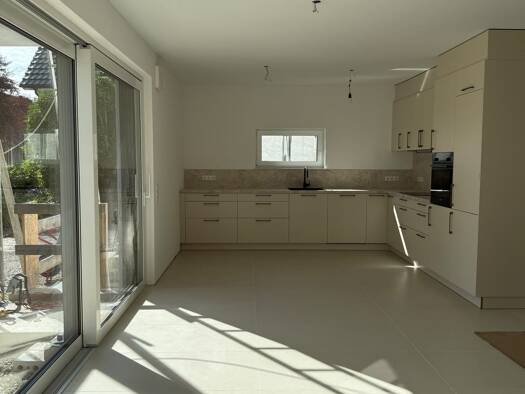 Doppelhaushälfte zur Miete 3.000 € 5 Zimmer 160 m² 408 m² Grundstück frei ab 02.11.2026 Haagen Lörrach 79541