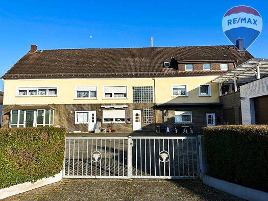 Mehrfamilienhaus zum Kauf 510.000 € 16 Zimmer 496 m² 1.501 m² Grundstück Hahnstätten 65623