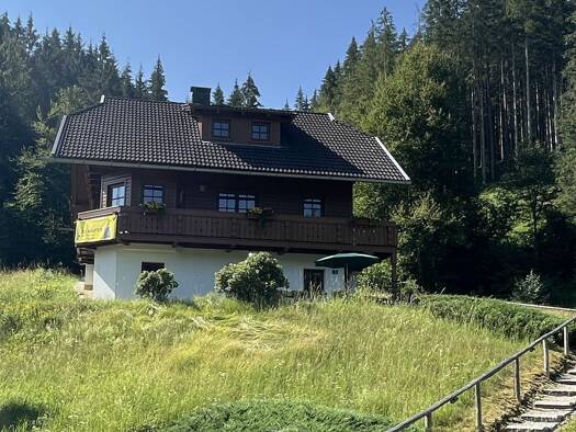 Haus zum Kauf 345.000 € 5 Zimmer 140 m² 2.519 m² Grundstück Sirnitz 9571