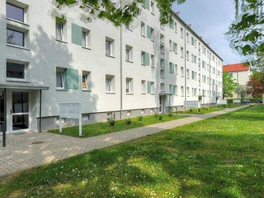 Wohnung zur Miete 490 € 3 Zimmer 59,2 m² 1. Geschoss Budapester Straße 4 Südstadt Halle 06130
