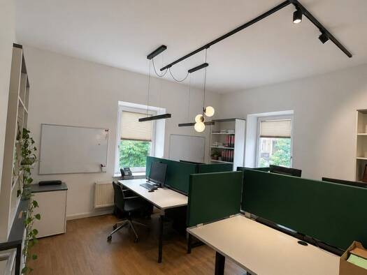 Bürogebäude zur Miete provisionsfrei 1.050 € 88 m² Bürofläche Bahnhofstraße 24 Traunstein 83278