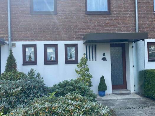 Reihenmittelhaus zum Kauf 198.000 € 5 Zimmer 105 m² 162 m² Grundstück Vegesack Bremen 28755