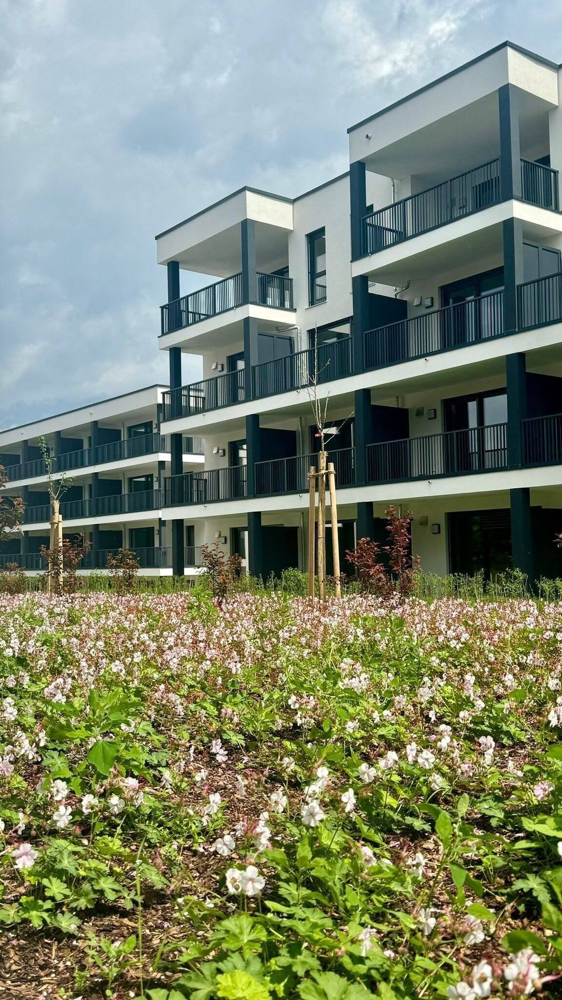Neubau-Mietwohnungen in 93133 Burglengenfeld "Spitalgärten", teilmöbliert mit Südwest-Terrasse und privatem Garten – Dr.-Kurt-Schumacher-Straße 13a, 93133 Burglengenfeld – Vorschaubild 25