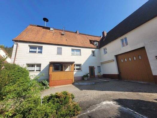 Haus zum Kauf 219.000 € 9 Zimmer 247 m² 710 m² Grundstück frei ab sofort Düsselbach Vorra / Düsselbach 91247