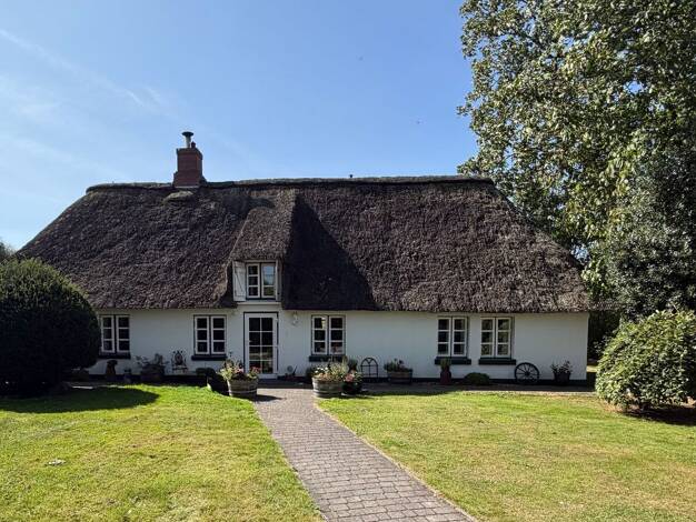 Einfamilienhaus zum Kauf 420.000 € 4 Zimmer 160 m² 2.178 m² Grundstück frei ab 01.07.2027 Dörpum Bordelum 25821