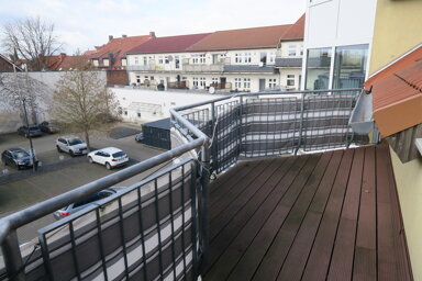 Wohnung zur Miete 350 € 2 Zimmer 50,1 m² 2. Geschoss frei ab sofort Oschersleben Oschersleben (Bode) 39387