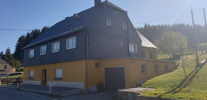 Mehrfamilienhaus zum Kauf als Kapitalanlage geeignet 198.500 € 7 Zimmer 250 m²<br/>Wohnfläche 1.858 m²<br/>Grundstück Niederschlag Bärenstein 09471