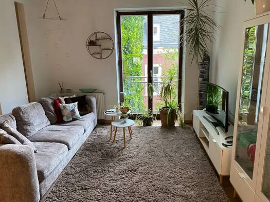 Wohnung zur Miete 750 € 2,5 Zimmer 74 m² Geschoss 3/4 frei ab 15.10.2026 Albertusstraße 55 Stadtmitte Nord 41061