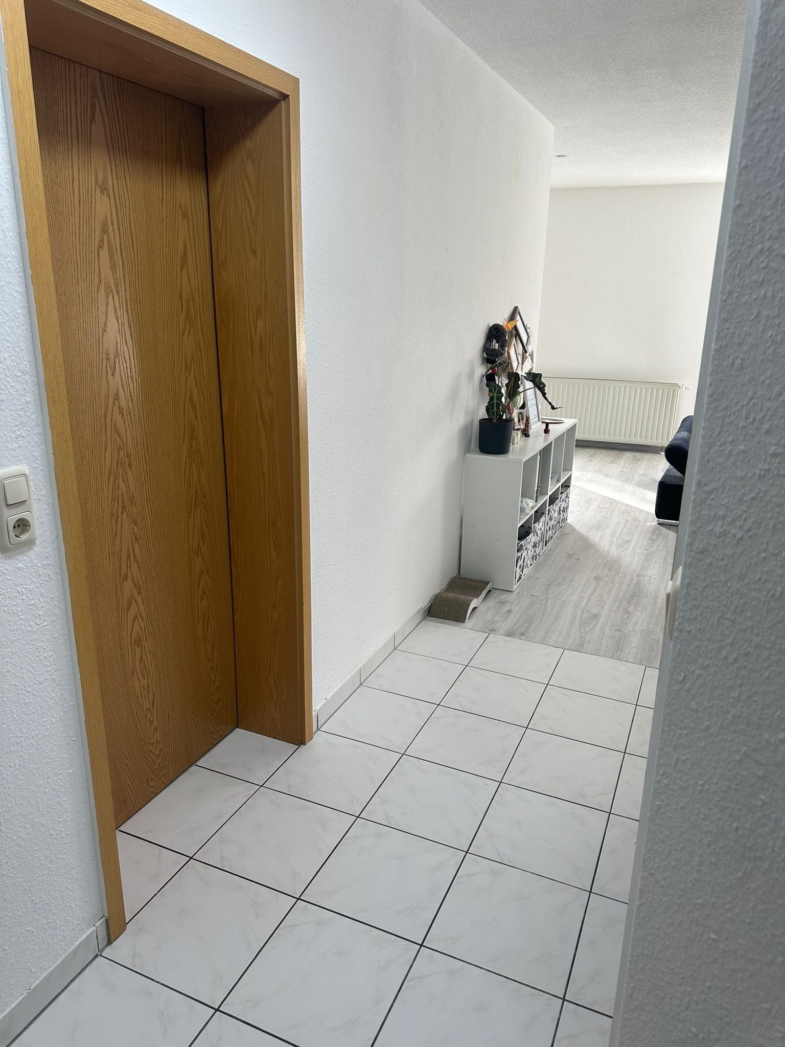 Wohnung zur Miete 550 € 2 Zimmer 65 m²<br/>Wohnfläche 1.<br/>Geschoss 01.12.2024<br/>Verfügbarkeit Niederwerrn Niederwerrn 97464