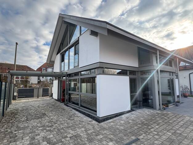 Einfamilienhaus zum Kauf 8 Zimmer 250 m² 600 m² Grundstück Roth Roth 91154