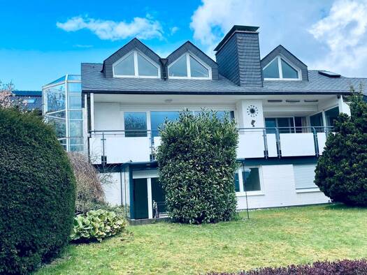 Mehrfamilienhaus zum Kauf provisionsfrei 750.000 € 7 Zimmer 270 m² 804 m² Grundstück frei ab sofort Delecke Möhnesee 59519