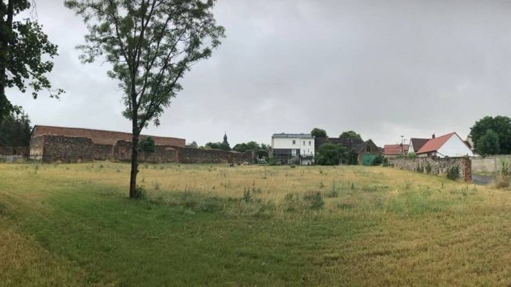 Sonstiges zum Kauf 980.000 € 17 Zimmer 528 m² 5.855 m² Grundstück Stegelitz Möckern - Stegelitz 39291