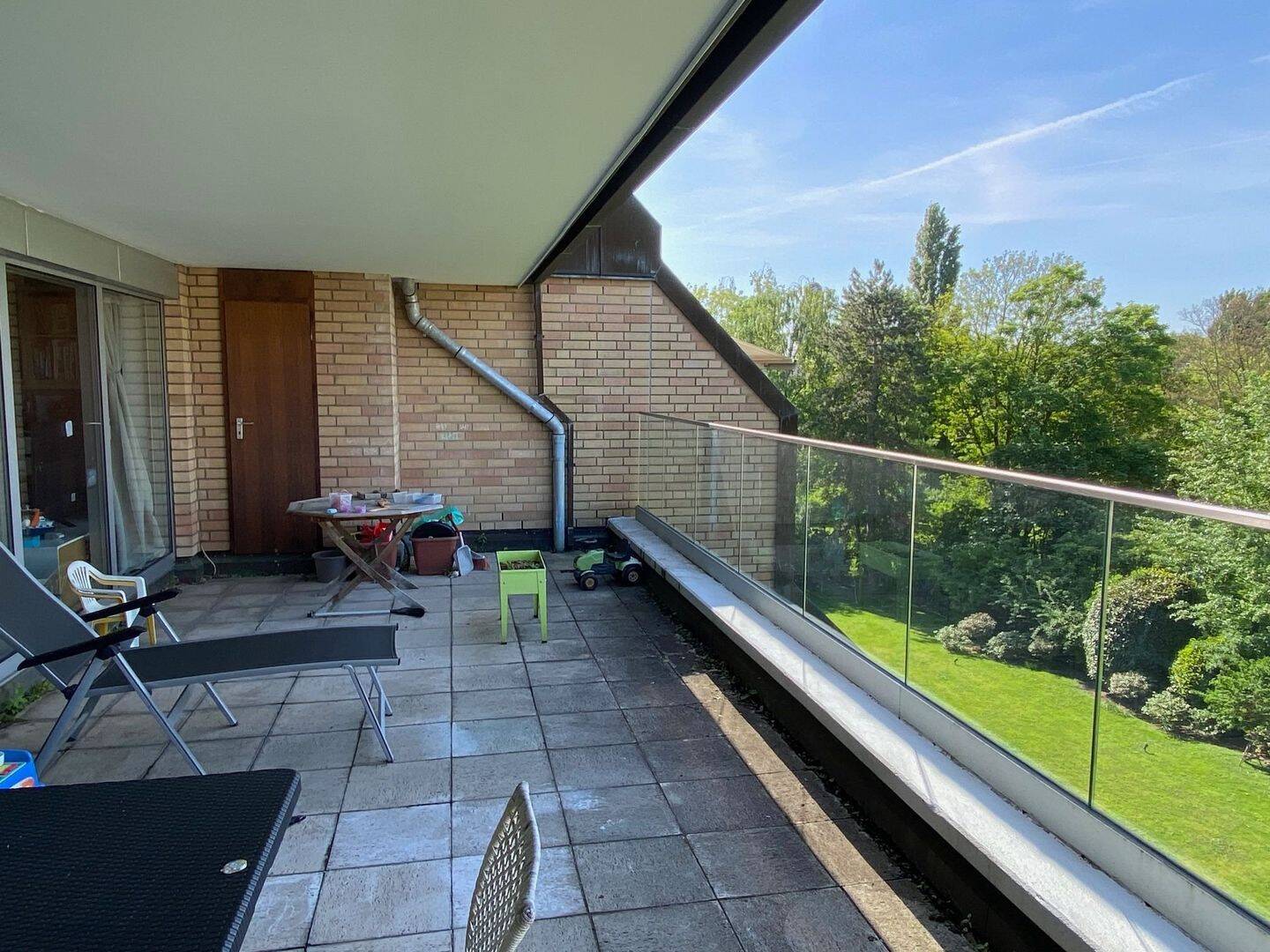 Property thumbnail 2