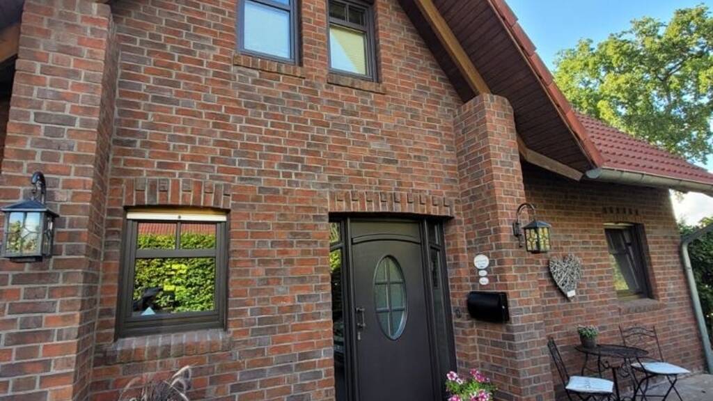 Einfamilienhaus zur Miete 1.250 € 5 Zimmer 170 m² 1.565 m² Grundstück Leerhafe Wittmund 26409