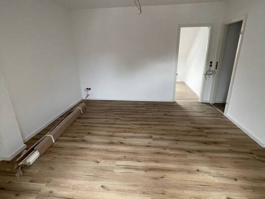 Wohnung zur Miete 600 € 1 Zimmer 50 m² Geschoss 3/3 frei ab 01.09.2025 Löhnhorster Straße 15 Lindenhof Bremen 28237