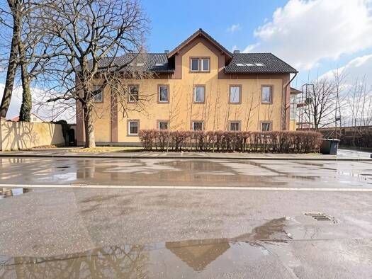 Mehrfamilienhaus zum Kauf 269.000 € 15 Zimmer 500 m² 1.300 m² Grundstück Vilseck Vilseck 92249