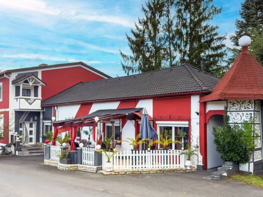 Mehrfamilienhaus zum Kauf 697.000 € 11 Zimmer 460 m² 985 m² Grundstück Hartl 8272
