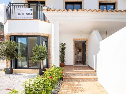 Reihenhaus zum Kauf 255.000 € 3 Zimmer 101 m² 111 m² Grundstück Cox 03350