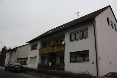 Wohnung zur Miete 700 € 3 Zimmer 75 m² 3 Geschosse frei ab 01.09.2025 Neustadt Neustadt an der Aisch 91413