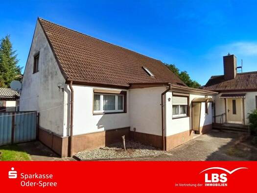 Einfamilienhaus zum Kauf 165.000 € 6 Zimmer 139 m² 690 m² Grundstück Wiesenau 15295