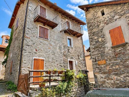 Maisonette zum Kauf 140.000 € 4 Zimmer 90 m² 3. Geschoss Loc. Carcente s.n.c. San Siro 22010