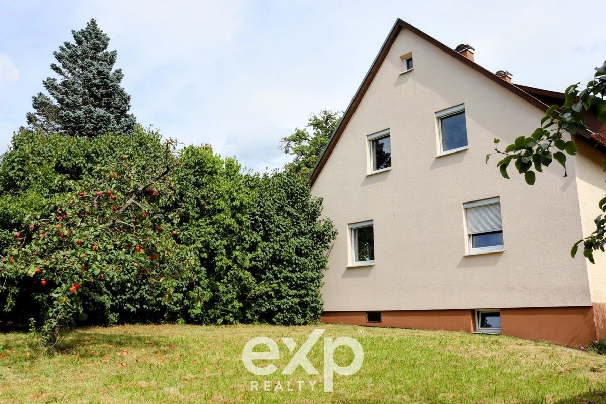 Einfamilienhaus zum Kauf 549.000 € 7 Zimmer 127 m²<br/>Wohnfläche 948 m²<br/>Grundstück ab sofort<br/>Verfügbarkeit Oberjesingen Herrenberg 71083