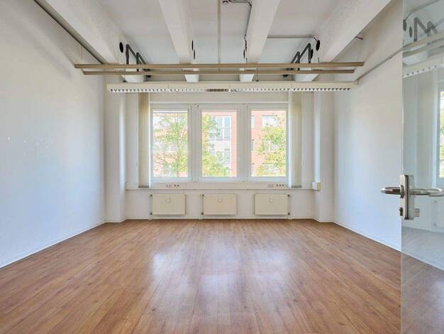 Bürofläche zur Miete 6,50 € 317,2 m² Bürofläche Wetzlarer Str. 28-58a Babelsberg Süd Potsdam 14482