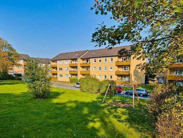 Wohnung zur Miete 737 € 4 Zimmer 77,6 m² frei ab 18.10.2025 Oppelner Straße 7 Mitte Heiligenhaus 42579