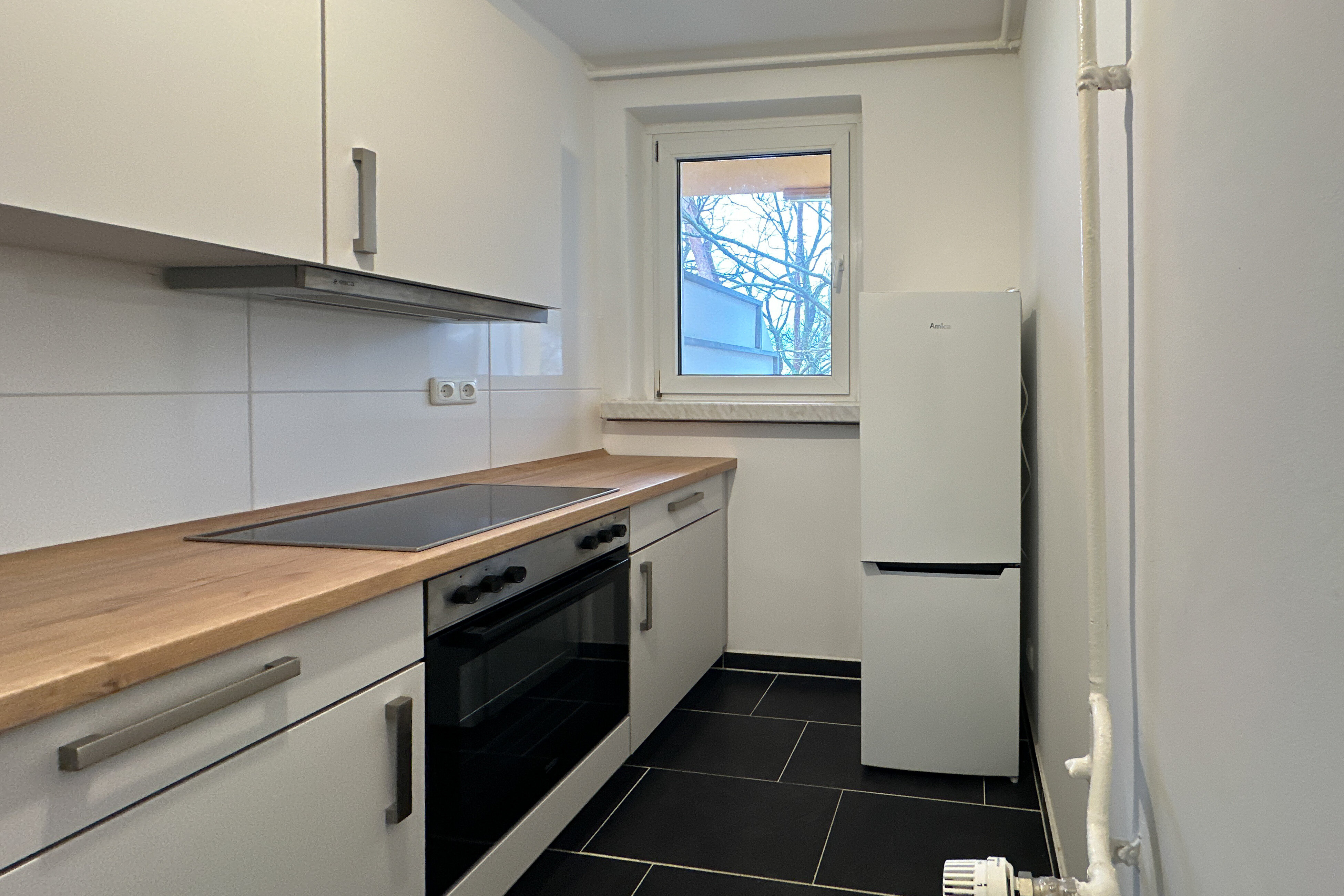 Studio zur Miete 245 € 1 Zimmer 35 m²<br/>Wohnfläche 2.<br/>Geschoss Am Krankenhaus 4 Lostau Lostau 39291