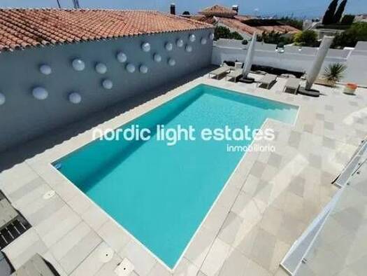 Chalet zum Kauf 950.000 € 5 Zimmer 190 m² Capistrano Nerja 29780