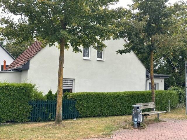 Immobilie in Stralsund - Schaffen Sie sich ein neues Zuhause-gemütliches Einfamilienhaus in Stralsund-ideal für die handwerklich begabte Familie- zu verkaufen. - Bild 3
