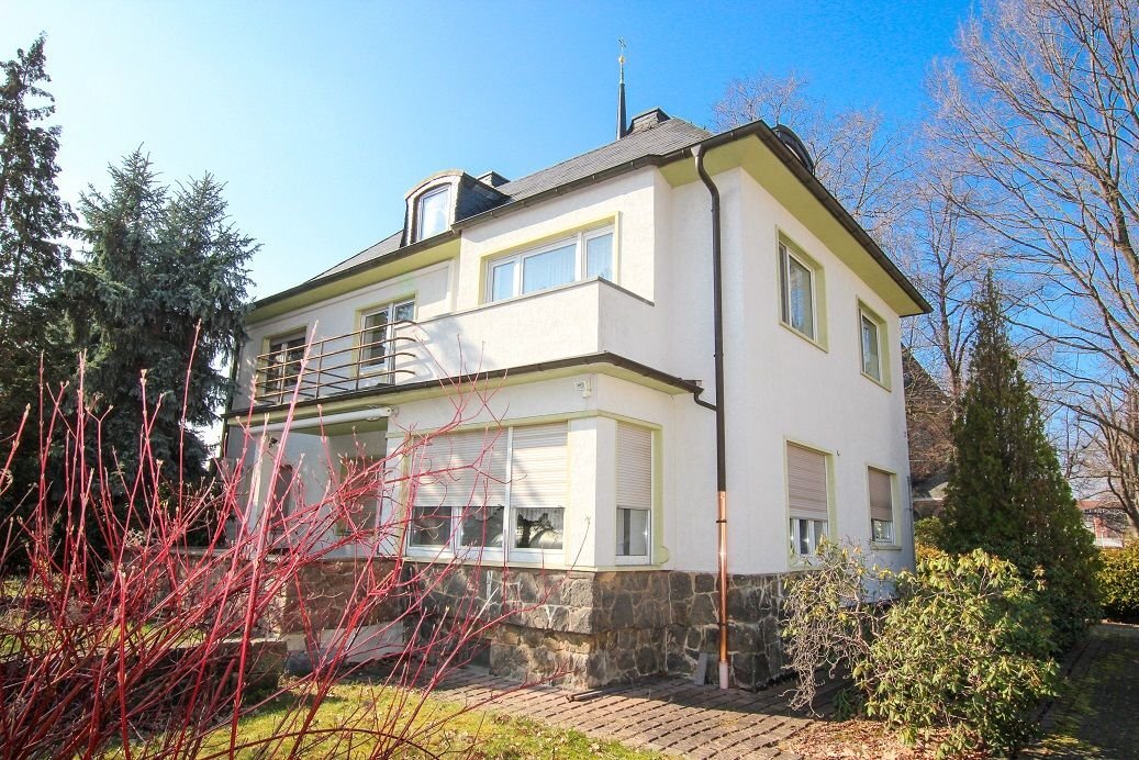 Villa zum Kauf 549.700 € 8 Zimmer 170 m²<br/>Wohnfläche 740 m²<br/>Grundstück Coswig 01640