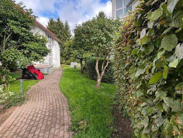 Wohnung zur Miete 540 € 3 Zimmer 69,6 m² 2. Geschoss frei ab 01.10.2026 Feldstraße 1 c Eckardtshausen Marksuhl 99819