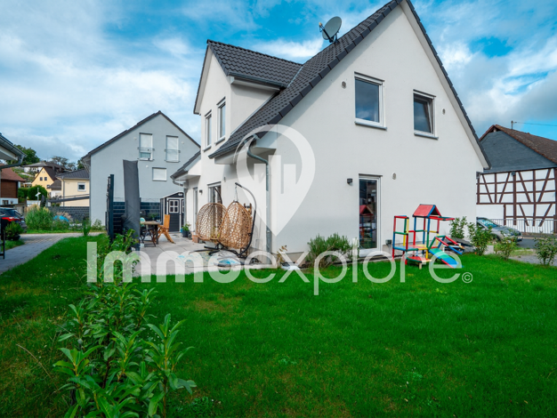 Einfamilienhaus zum Kauf 399.000 € 4 Zimmer 126 m² 289 m² Grundstück Naunstadt Grävenwiesbach 61279