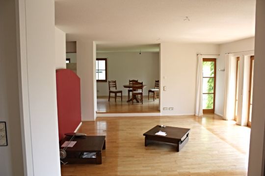 Wohnung zur Miete 800 € 3,5 Zimmer 143 m²<br/>Wohnfläche ab sofort<br/>Verfügbarkeit Mengener-Str. 6a Tiengen Freiburg im Breisgau 79112