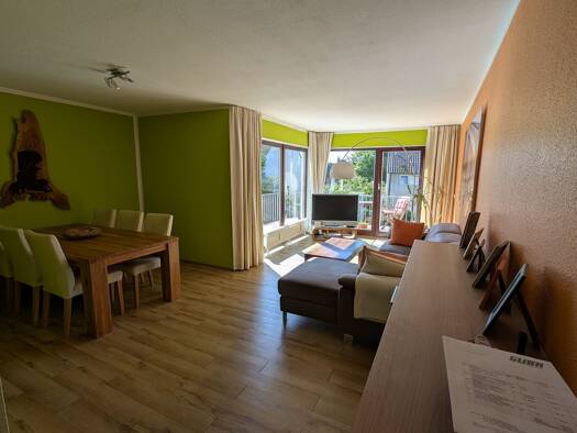 Wohnung zum Kauf 330.000 € 3 Zimmer 84,1 m² 1. Geschoss Nürnberger Straße 33 Schwaig Schwaig bei Nürnberg 90571