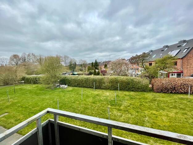 Wohnung zum Kauf provisionsfrei 167.000 € 3 Zimmer 53 m² 1. Geschoss Kronshagener Weg 96 Schreventeich Kiel 24116