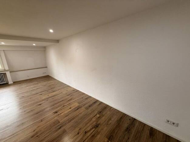 Wohnung zur Miete 471 € 1 Zimmer 39,2 m² 3. Geschoss Karolingerstraße 8 Furth-Süd Neuss 41462