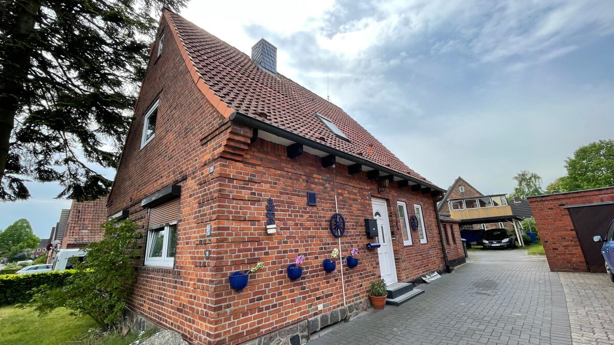 Einfamilienhaus zum Kauf 199.000 € 5 Zimmer 120,4 m²<br/>Wohnfläche 469 m²<br/>Grundstück Kronwerk - Nord Rendsburg 24768