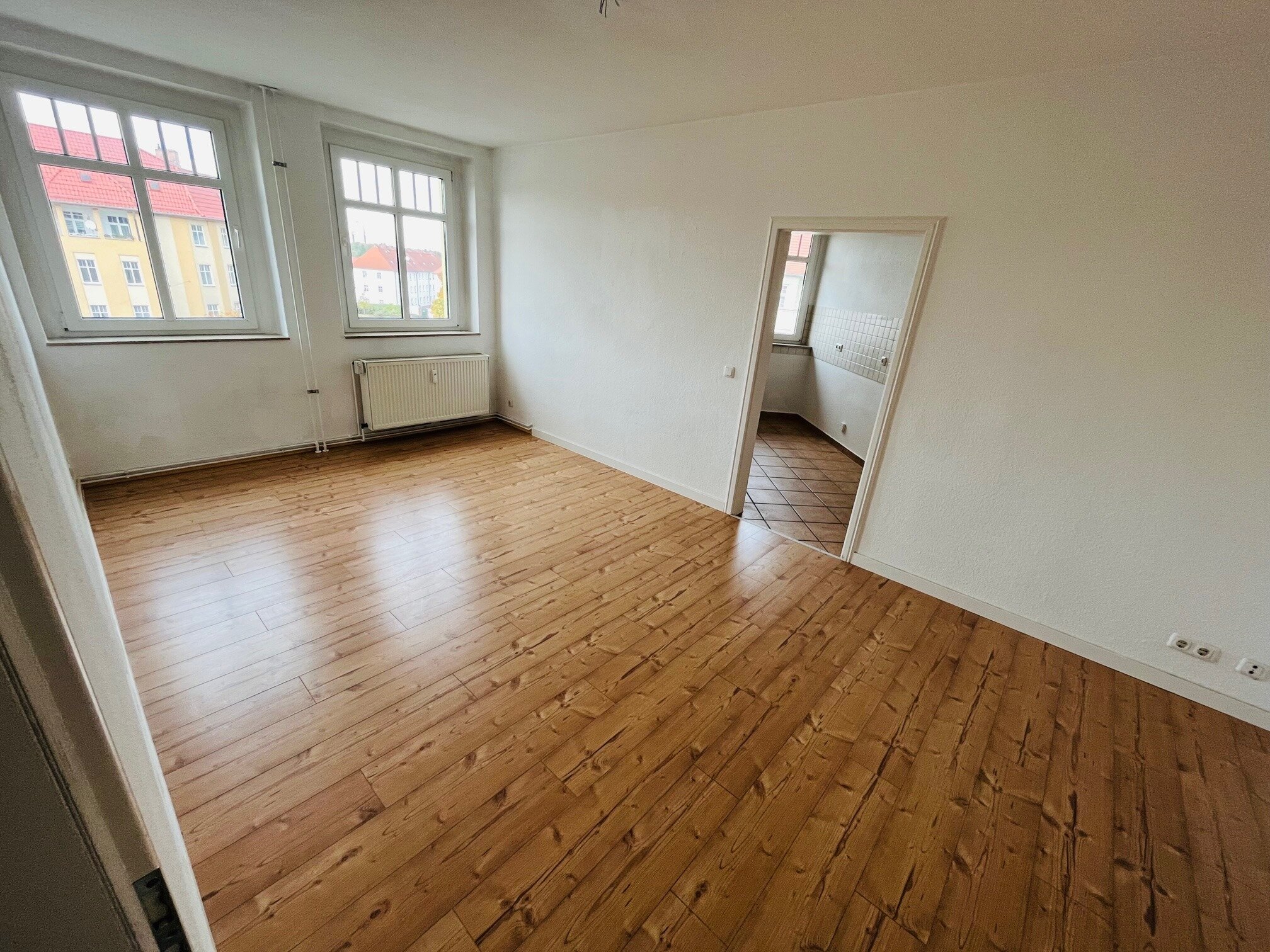 Wohnung zur Miete 408 € 2 Zimmer 48 m²<br/>Wohnfläche 3.<br/>Geschoss Heegermühler Str. 23B Westend Eberswalde 16225