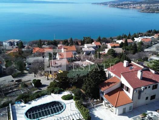 Haus zum Kauf 1.800.000 € 17 Zimmer 600 m² Klenovica, Novi Vinodolski Novi Vinodolski