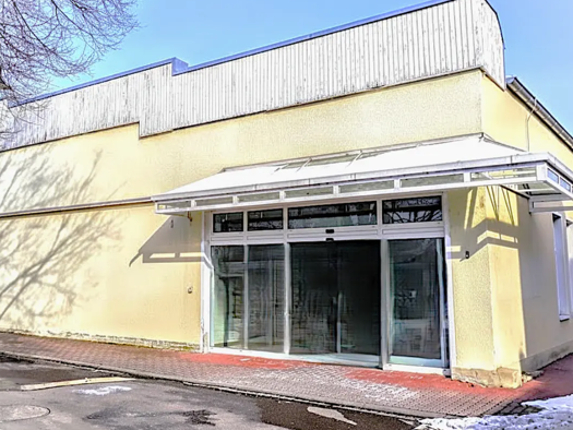 Verkaufsfläche zur Miete provisionsfrei 3.300 € Rosa-Luxemburg-Str. 24 Naumburg Naumburg (Saale) 06618